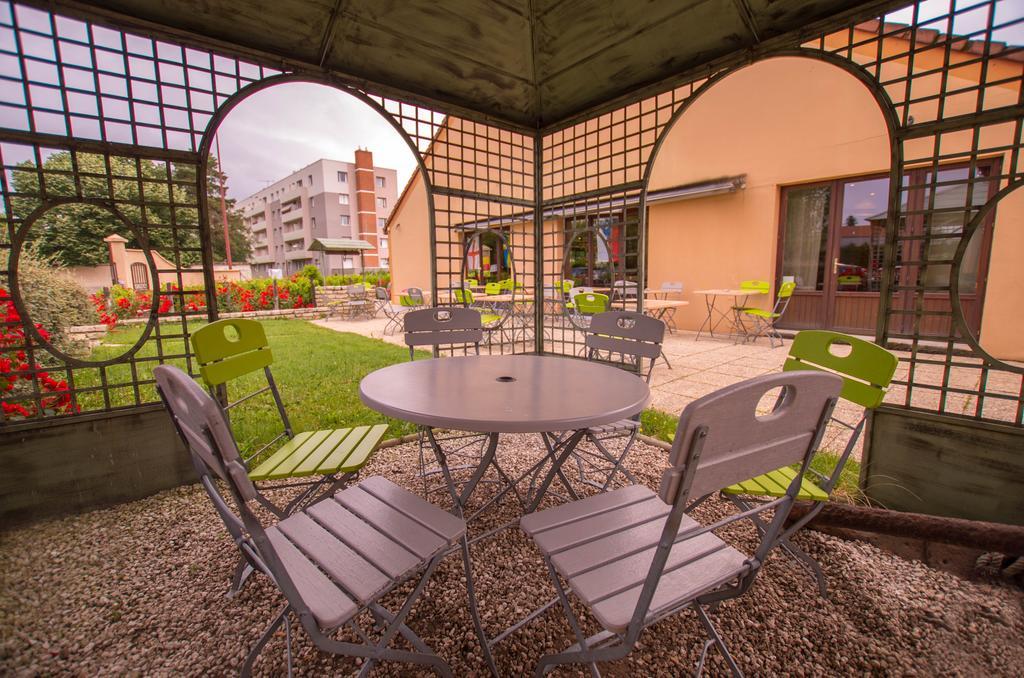 Kyriad Direct Roanne Hotel Dış mekan fotoğraf